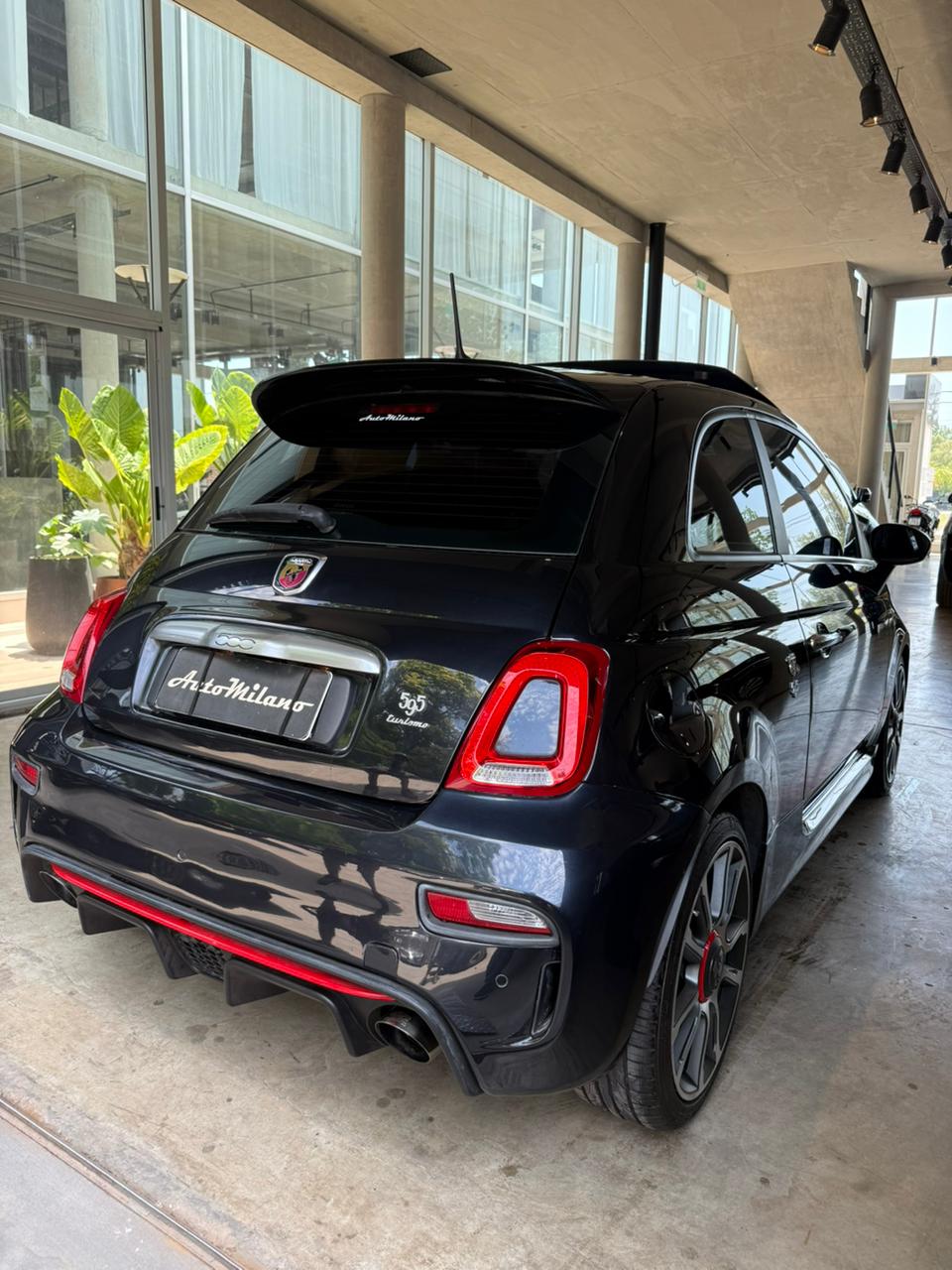 Mirá esta publicación de Abarth 595 / 695