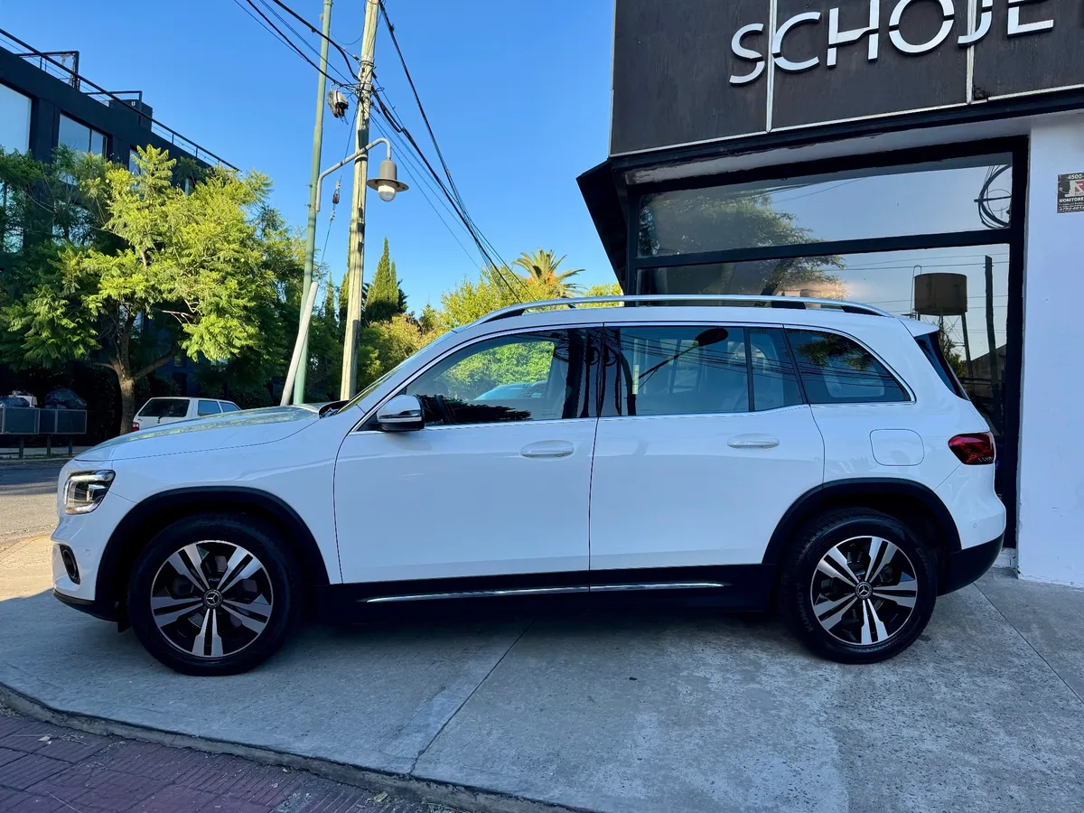 Mira esta publicación de Mercedes Benz GLB 2020 en Motordil