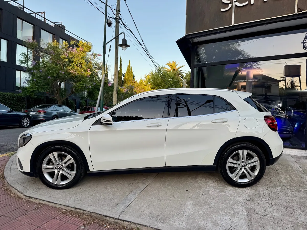 Mira esta publicación de Mercedes Benz GLA 2017 en Motordil
