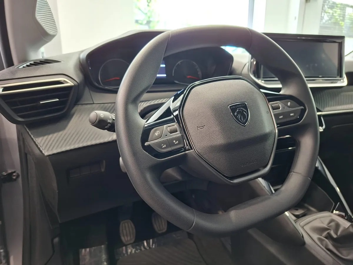 Mira esta publicación de Peugeot 208 2026 en Motordil