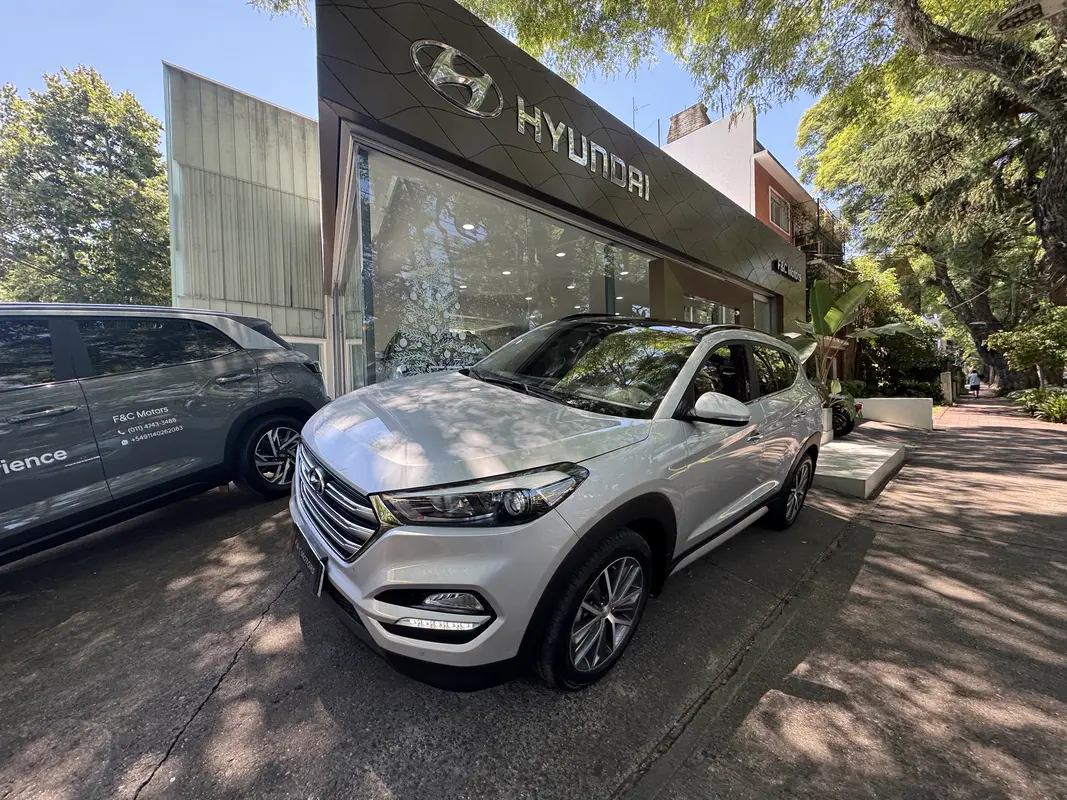 Mira esta publicación de Hyundai Tucson 2017 en Motordil
