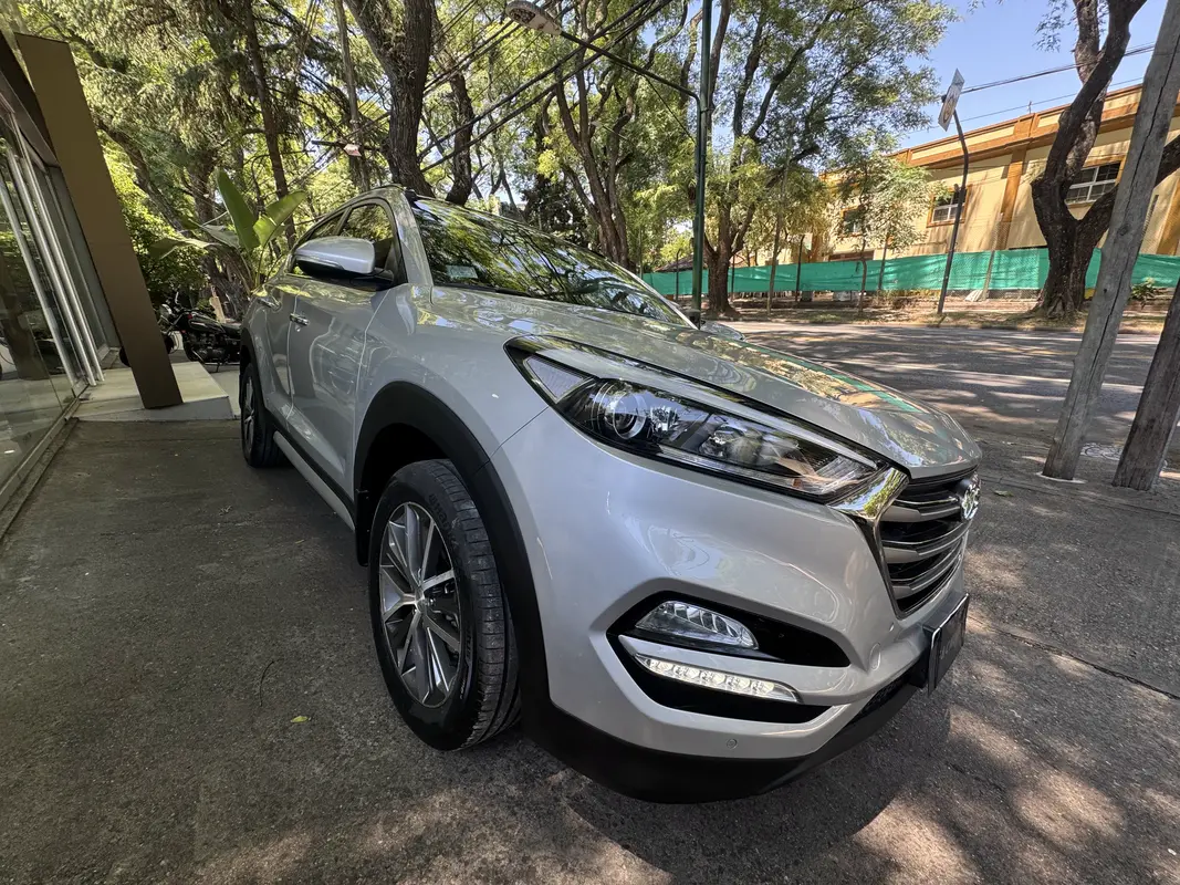 Mira esta publicación de Hyundai Tucson 2017 en Motordil