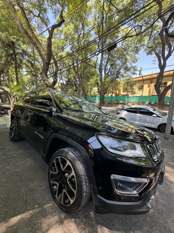 Mirá esta publicación de Jeep Compass