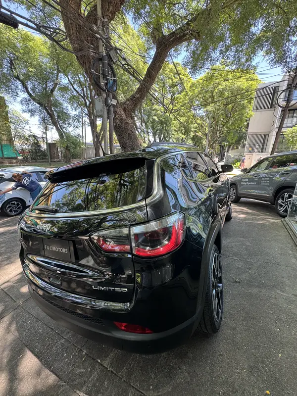 Mirá esta publicación de Jeep Compass