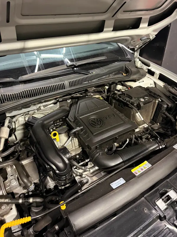 Mira esta publicación de Volkswagen Virtus 2023 en Motordil