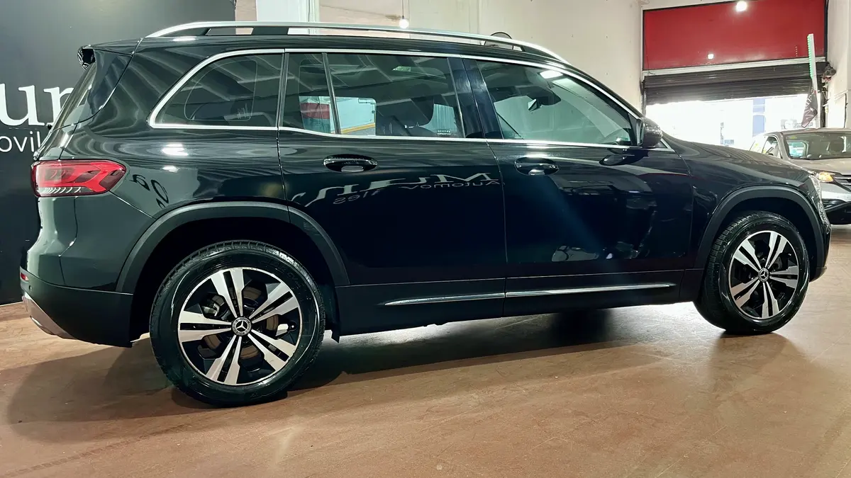 Mira esta publicación de Mercedes Benz GLB 2020 en Motordil