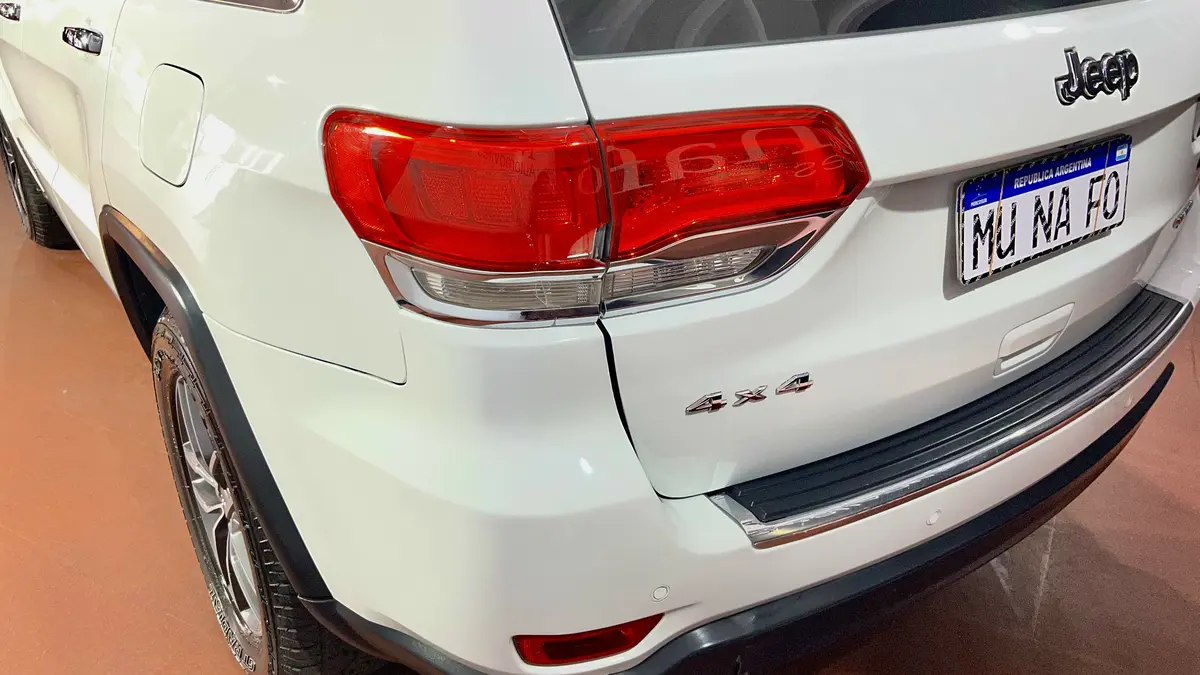 Mira esta publicación de Jeep Grand Cherokee 2018 en Motordil