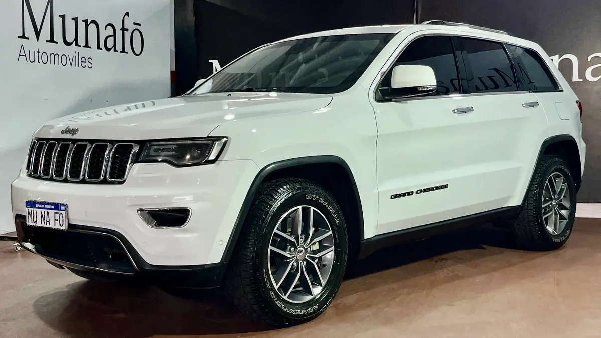 Mira esta publicación de Jeep Grand Cherokee 2018 en Motordil