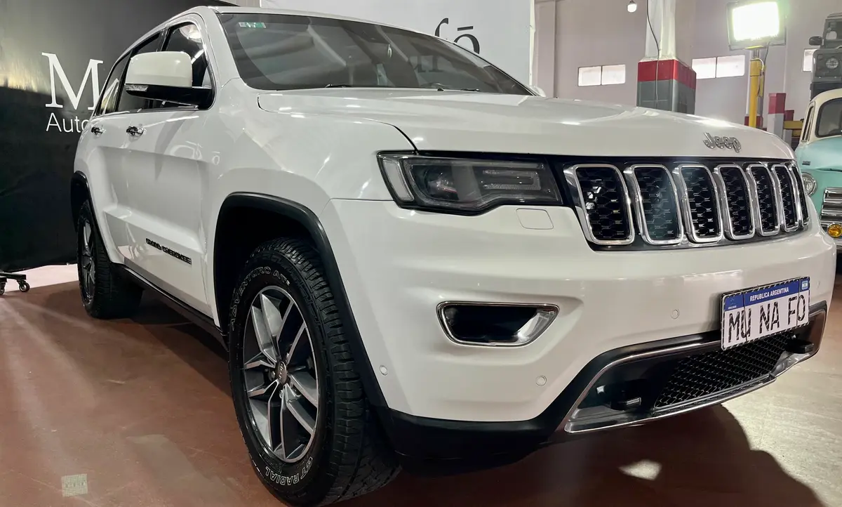 Mira esta publicación de Jeep Grand Cherokee 2018 en Motordil