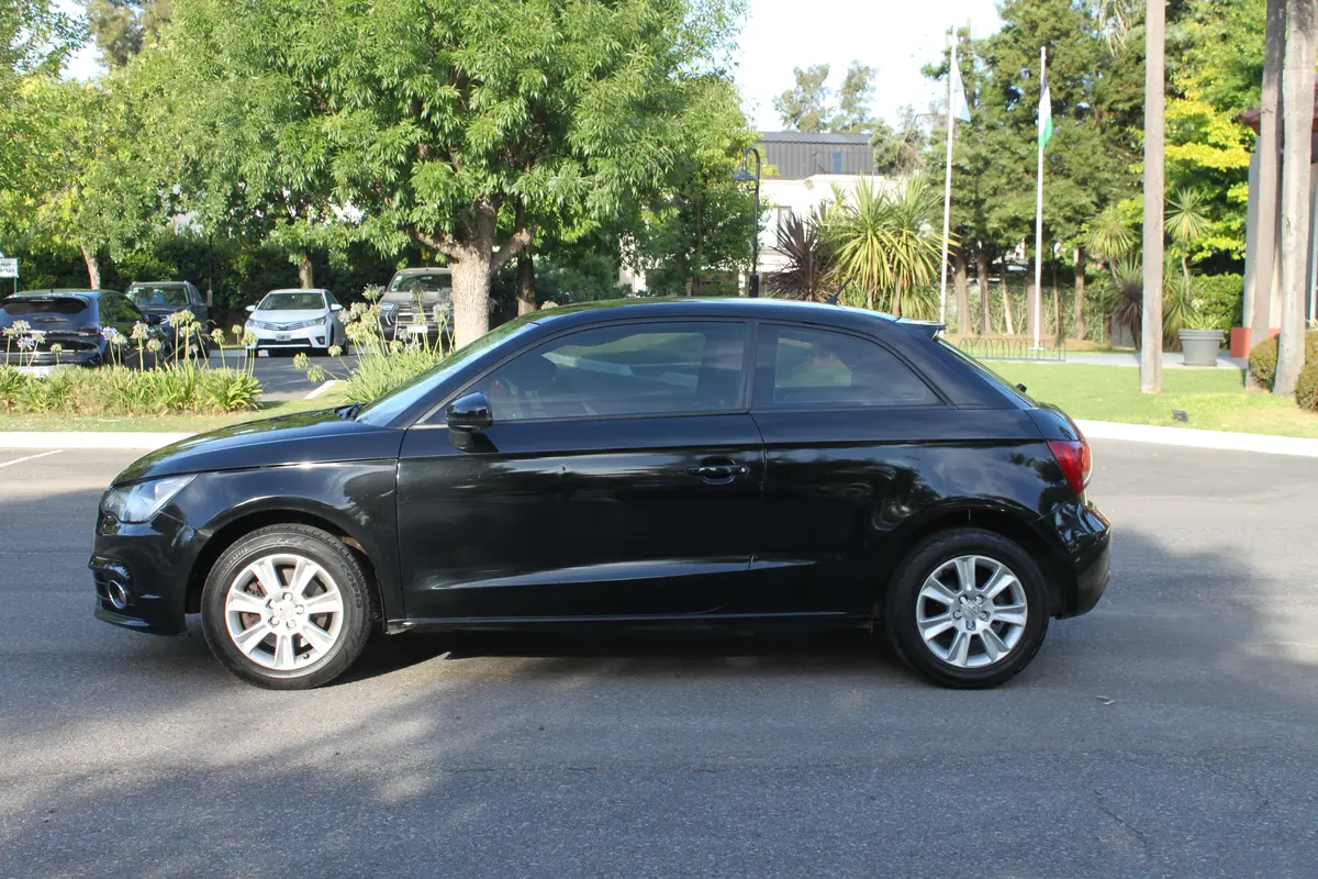 Mira esta publicación de Audi A1 2011 en Motordil