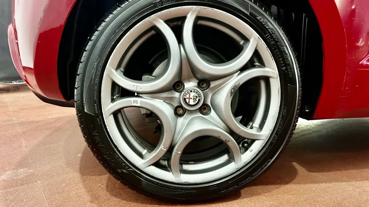 Mira esta publicación de Alfa Romeo Mito 2014 en Motordil