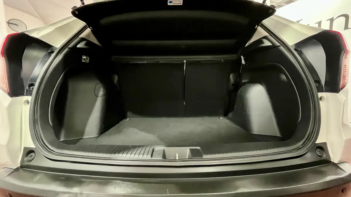 Mira esta publicación de Honda HRV 2016 en Motordil