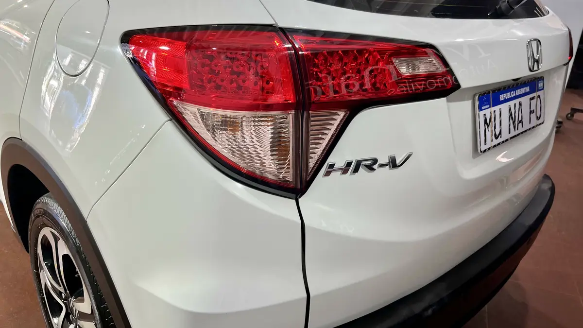 Mira esta publicación de Honda HRV 2016 en Motordil