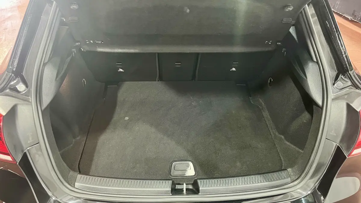 Mira esta publicación de Mercedes Benz Clase A 2019 en Motordil