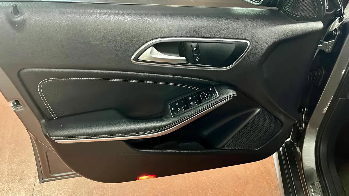 Mira esta publicación de Mercedes Benz Clase A 2018 en Motordil