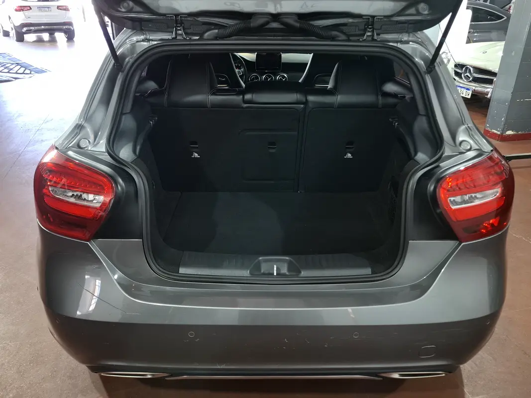 Mira esta publicación de Mercedes Benz Clase A 2018 en Motordil