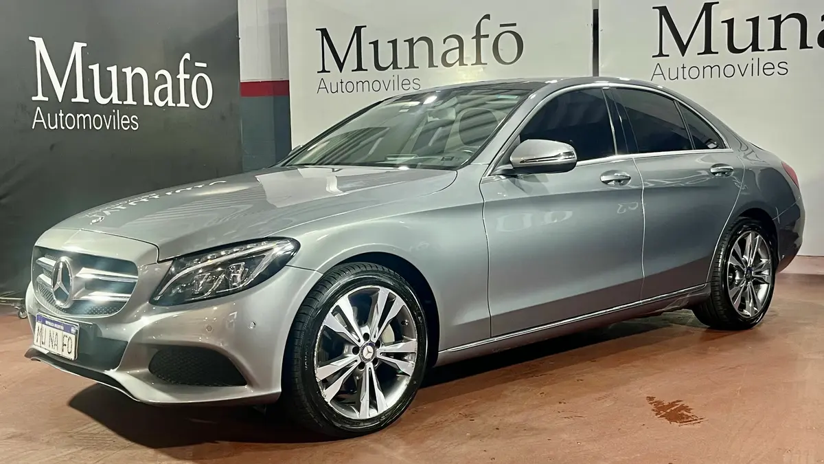 Mira esta publicación de Mercedes Benz Clase C 2016 en Motordil