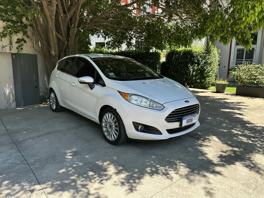 Mira esta publicación de Ford Fiesta 2016 en Motordil