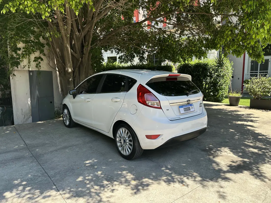 Mira esta publicación de Ford Fiesta 2016 en Motordil