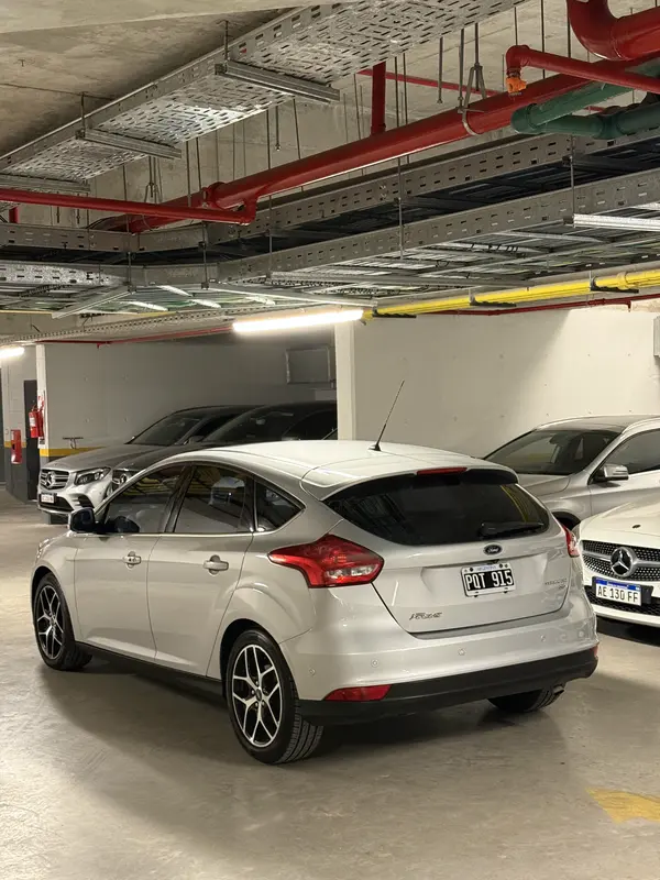 Mira esta publicación de Ford Focus 2016 en Motordil