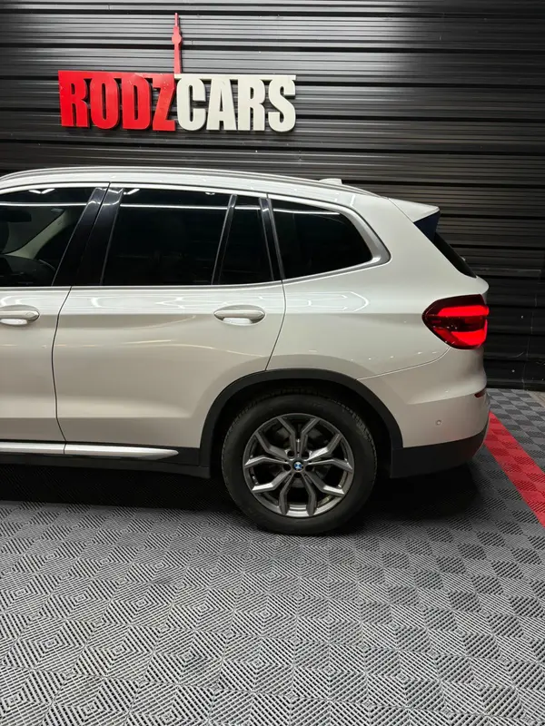 Mira esta publicación de BMW X3 2021 en Motordil