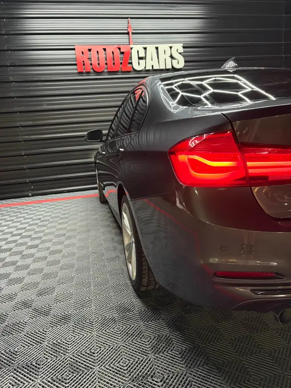 Mira esta publicación de BMW Serie 3 2016 en Motordil