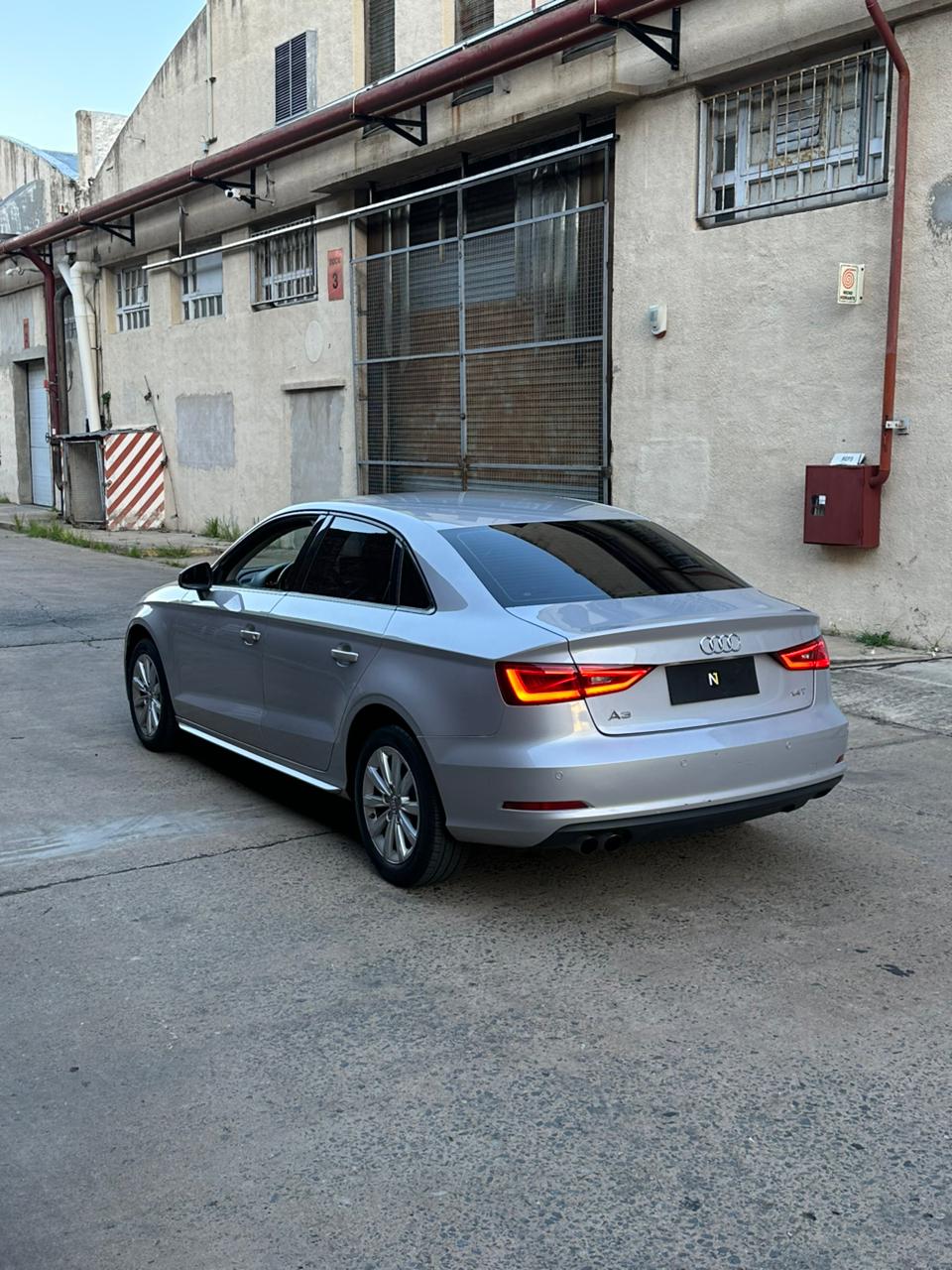 Mira esta publicación de Audi A3 Sedan 2016 en Motordil