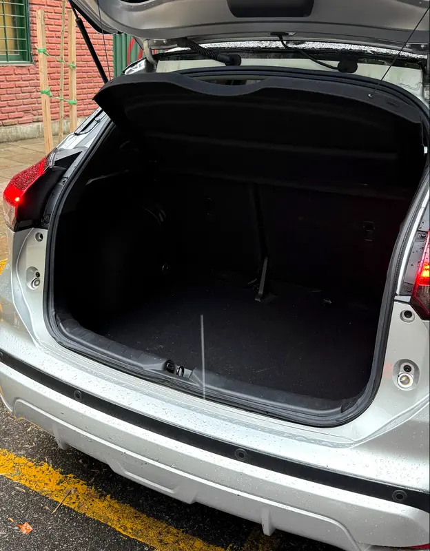 Mira esta publicación de Nissan Kicks 2022 en Motordil