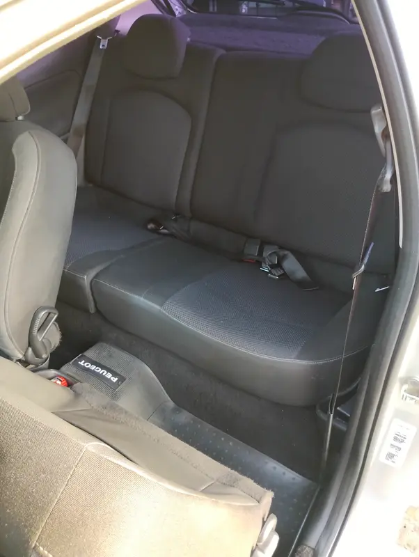 Mira esta publicación de Peugeot 207 Compact 2011 en Motordil