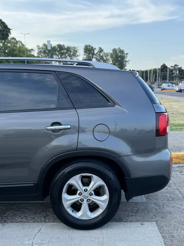 Mira esta publicación de KIA Sorento 2013 en Motordil