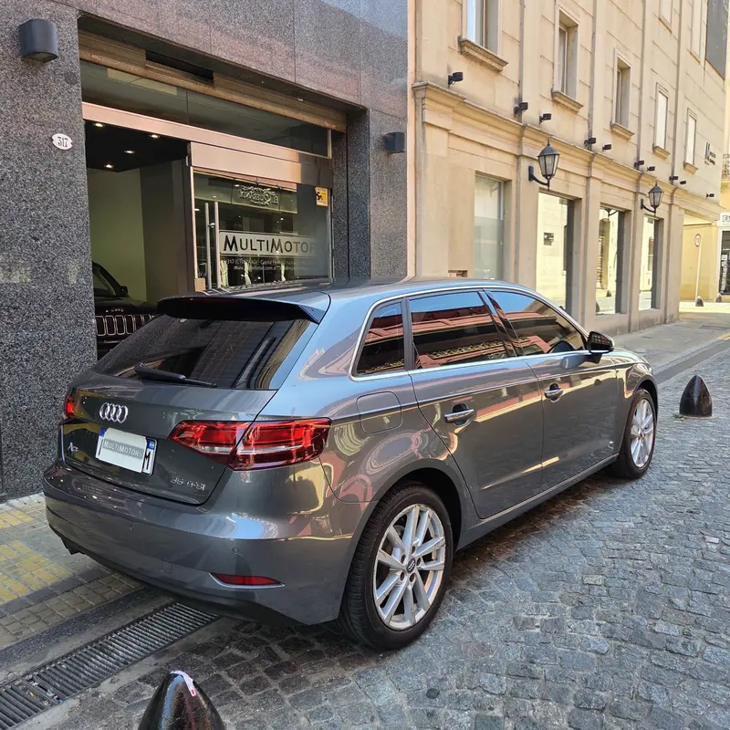 Mira esta publicación de Audi A3 Sportback 2020 en Motordil