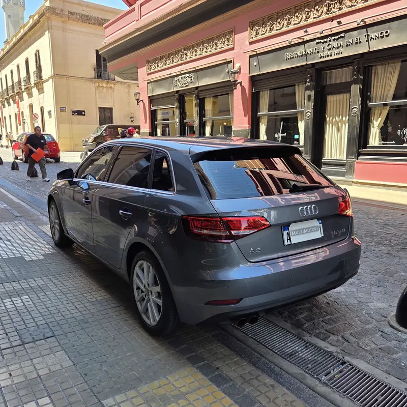 Mira esta publicación de Audi A3 Sportback 2020 en Motordil