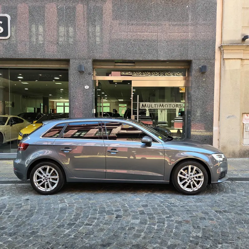 Mira esta publicación de Audi A3 Sportback 2020 en Motordil