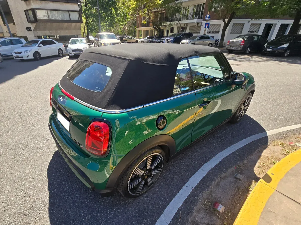 Mira esta publicación de Mini Cooper 2024 en Motordil