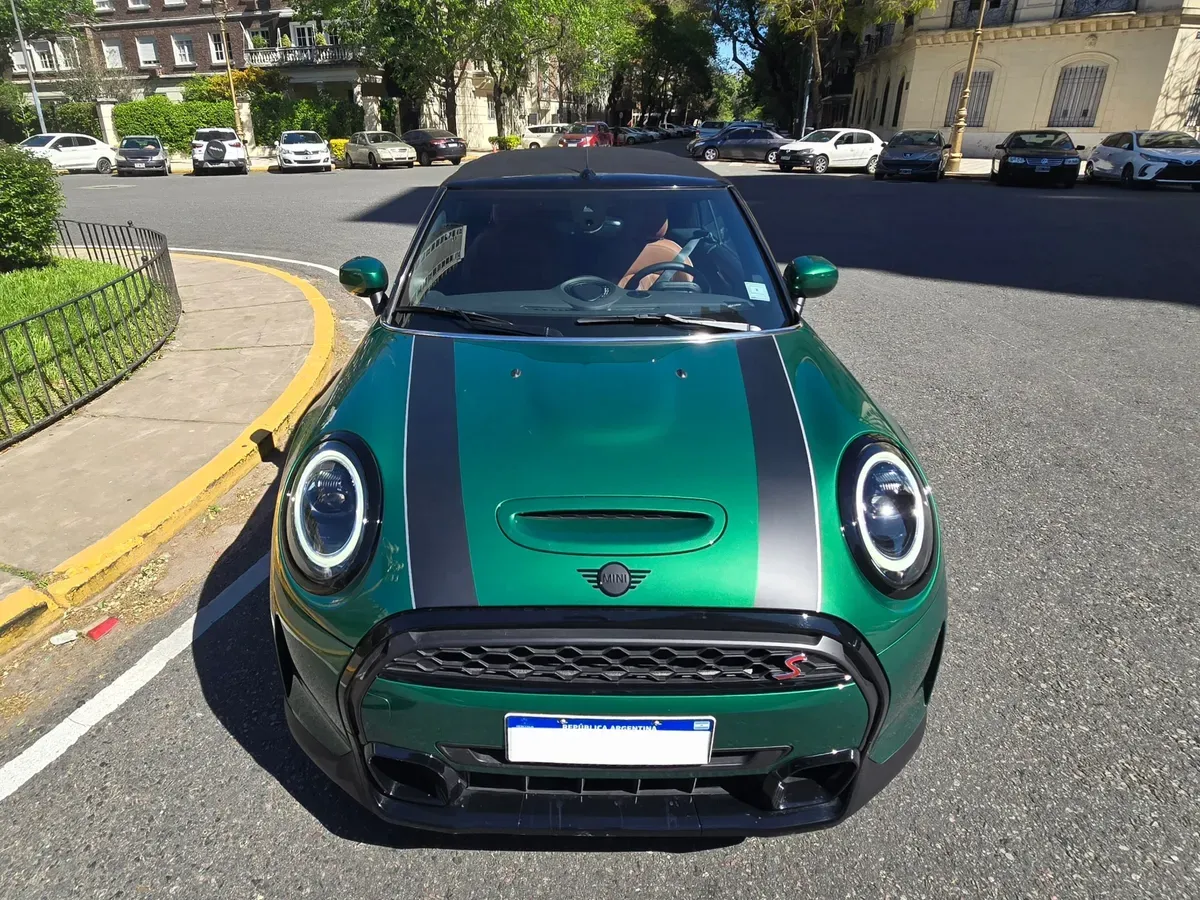 Mira esta publicación de Mini Cooper 2024 en Motordil