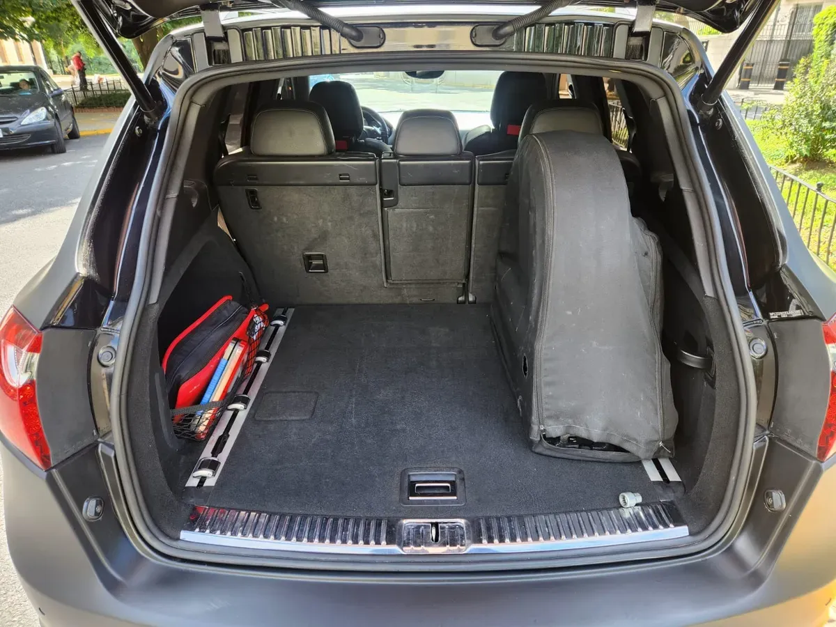 Mira esta publicación de Porsche Cayenne 2012 en Motordil