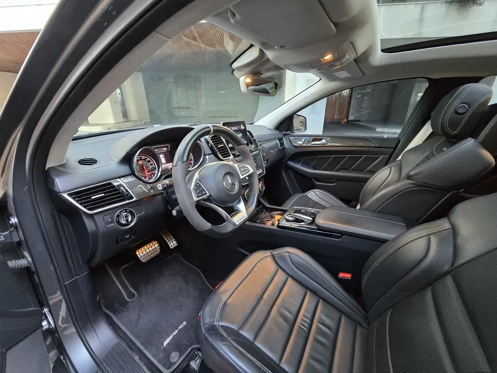 Mira esta publicación de Mercedes Benz GLE 2019 en Motordil