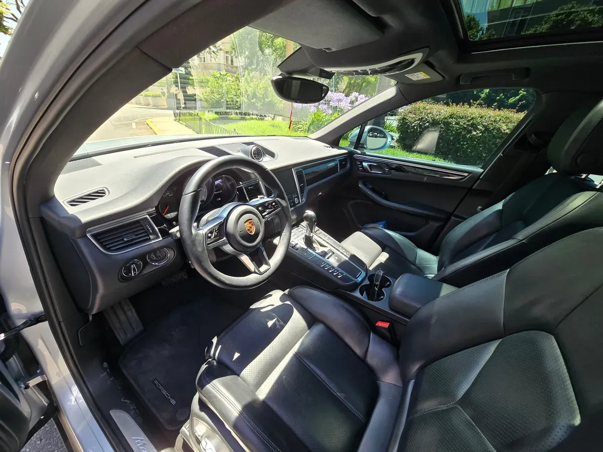 Mira esta publicación de Porsche Macan 2017 en Motordil