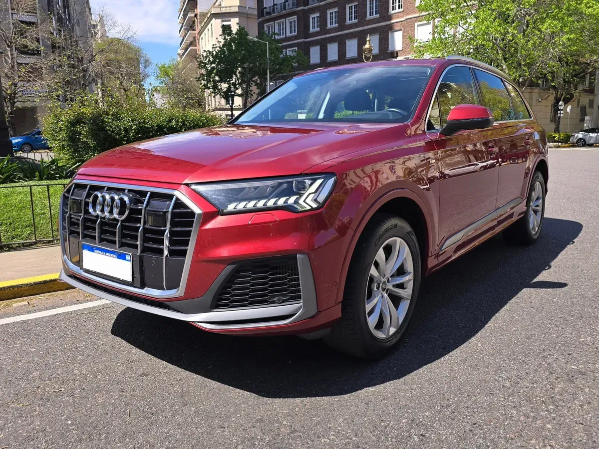 Mira esta publicación de Audi Q7 2021 en Motordil