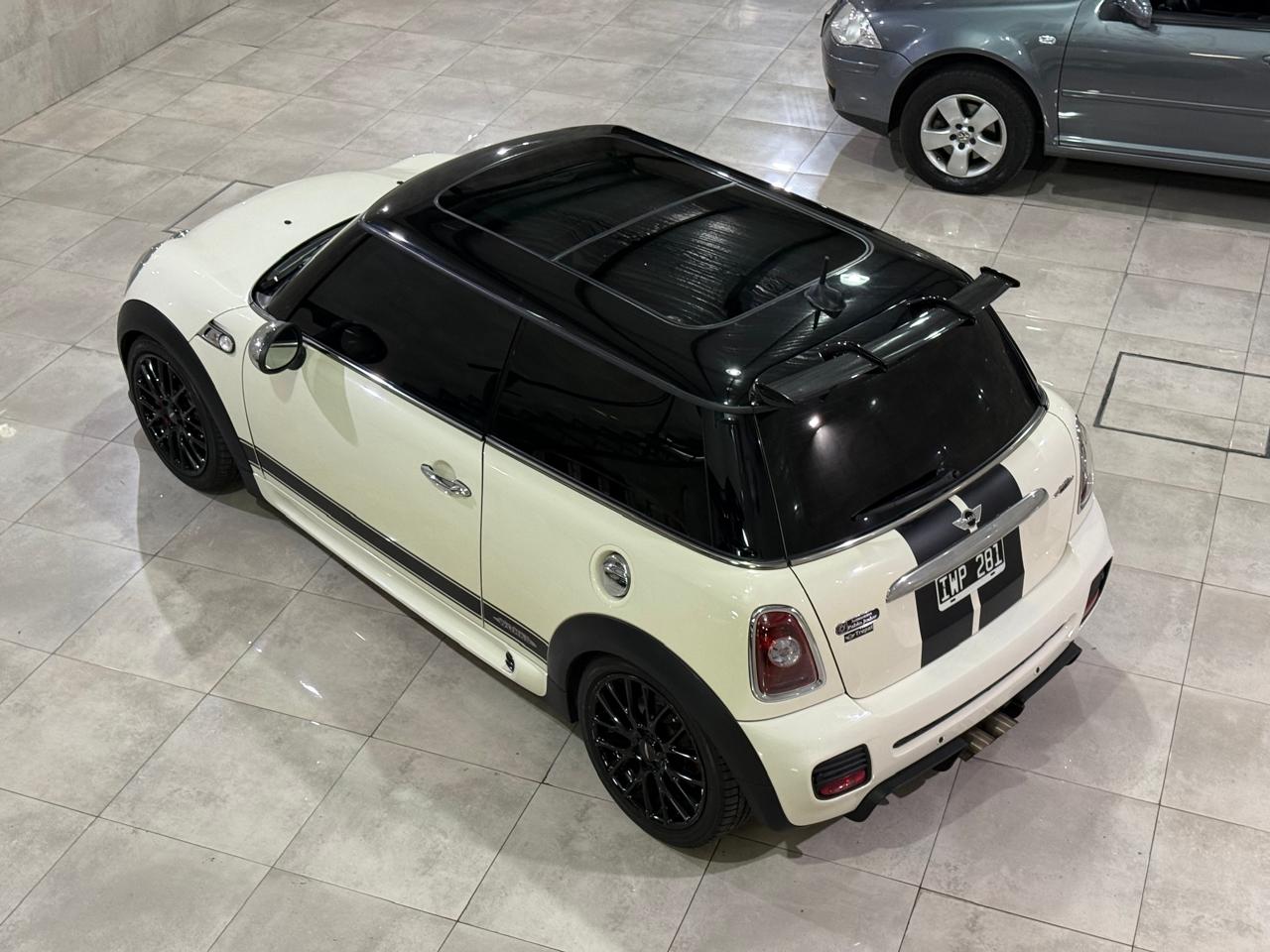 Mira esta publicación de Mini Cooper 2010 en Motordil