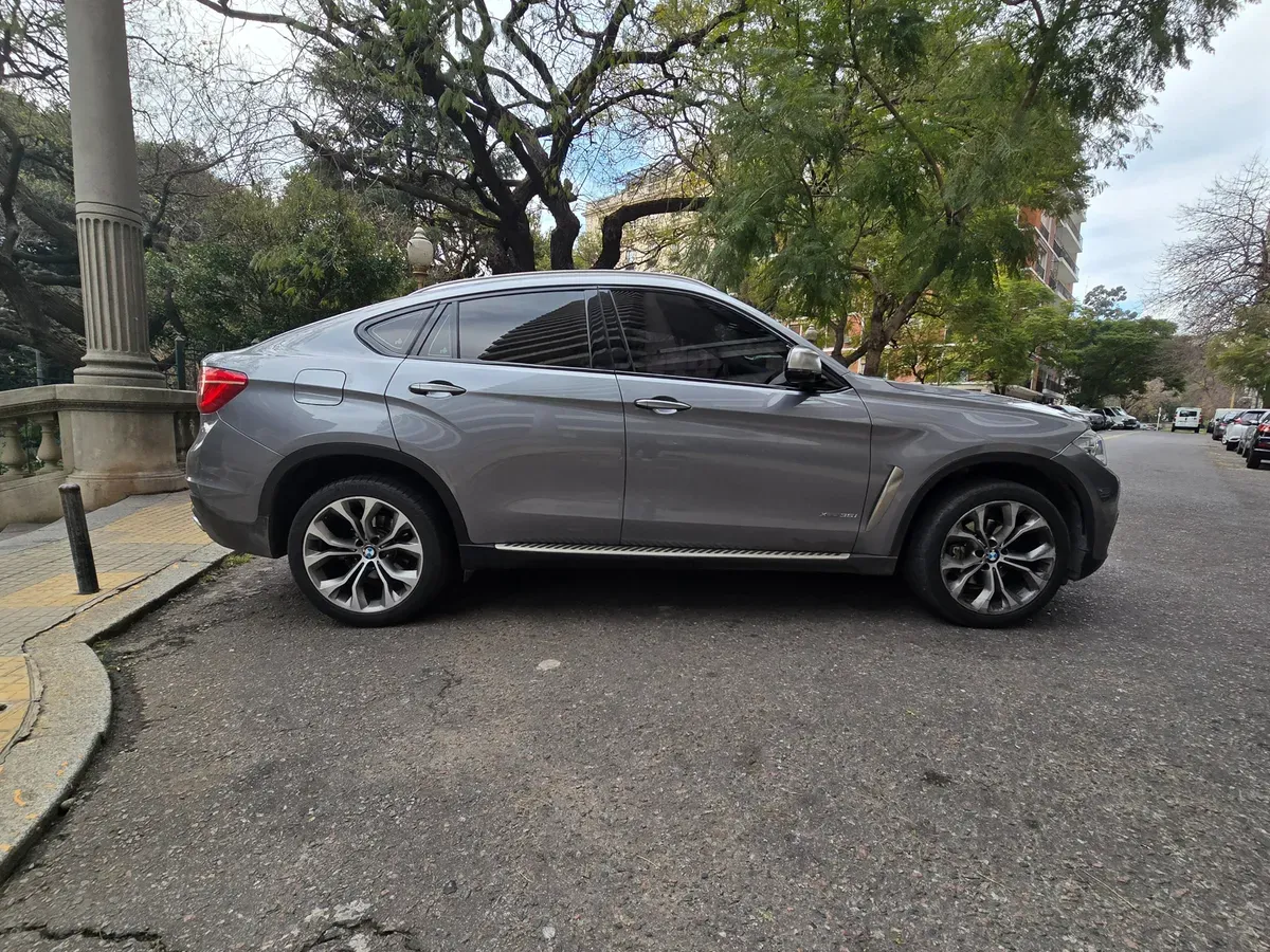 Mira esta publicación de BMW X6 2018 en Motordil