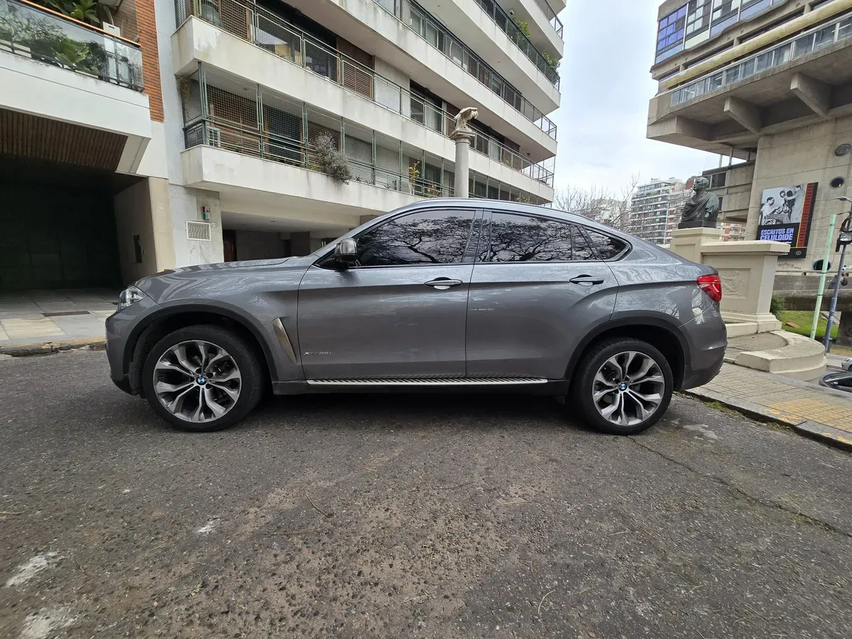 Mira esta publicación de BMW X6 2018 en Motordil
