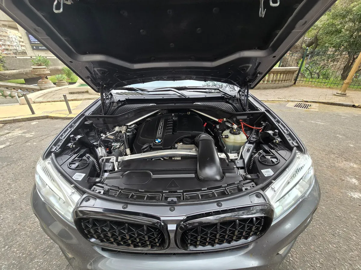 Mira esta publicación de BMW X6 2018 en Motordil