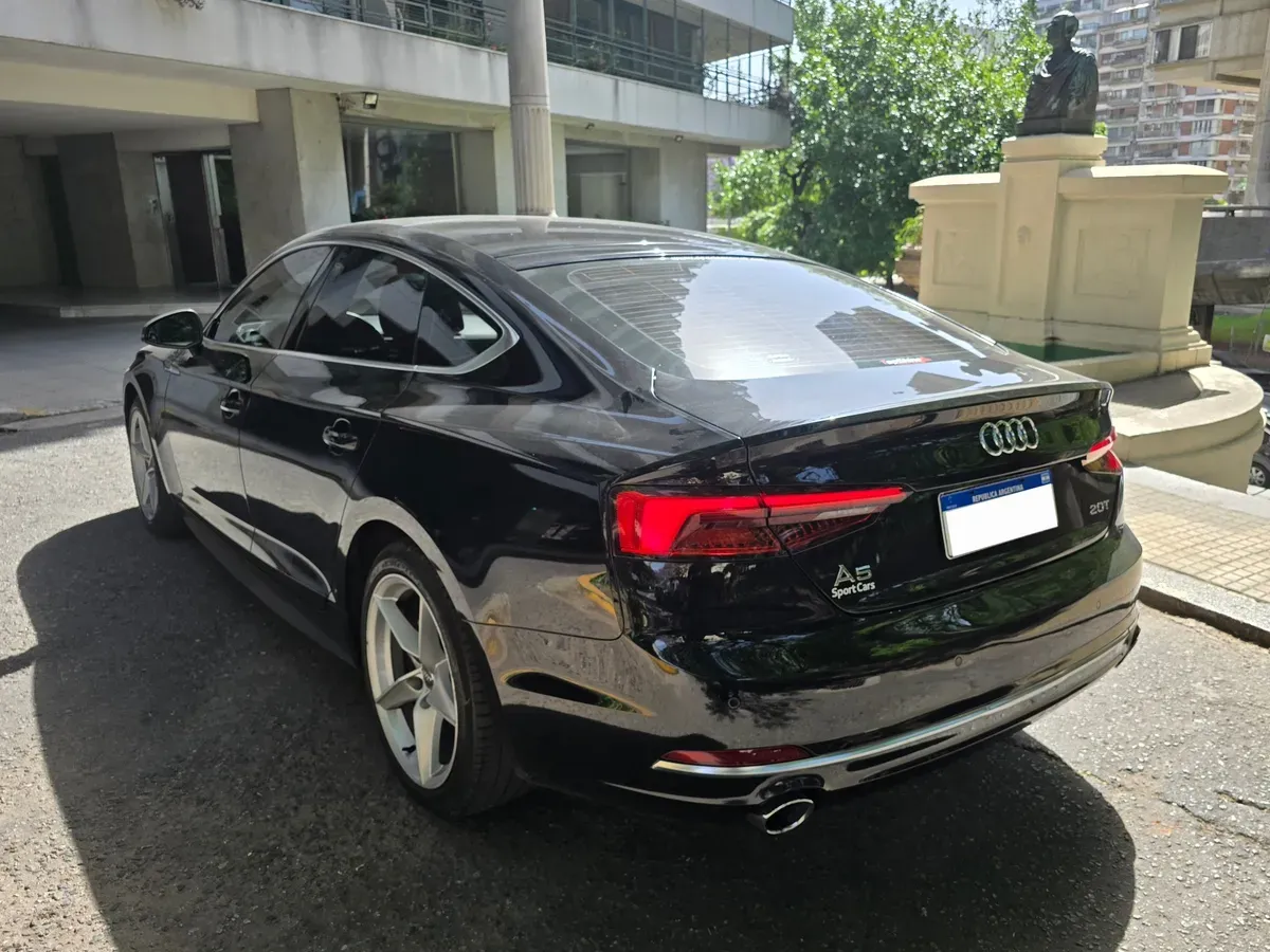 Mira esta publicación de Audi A5 Sportback 2018 en Motordil