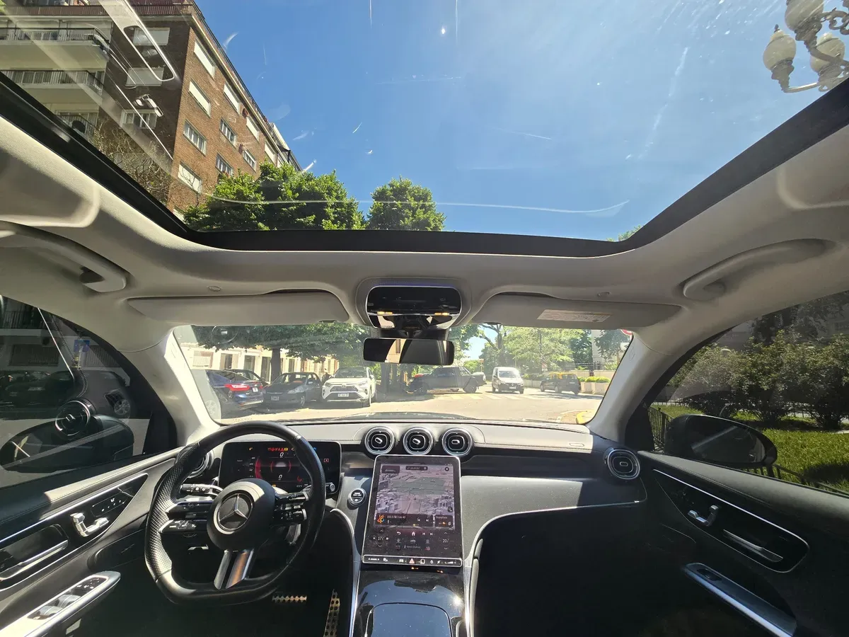 Mira esta publicación de Mercedes Benz GLC 2023 en Motordil