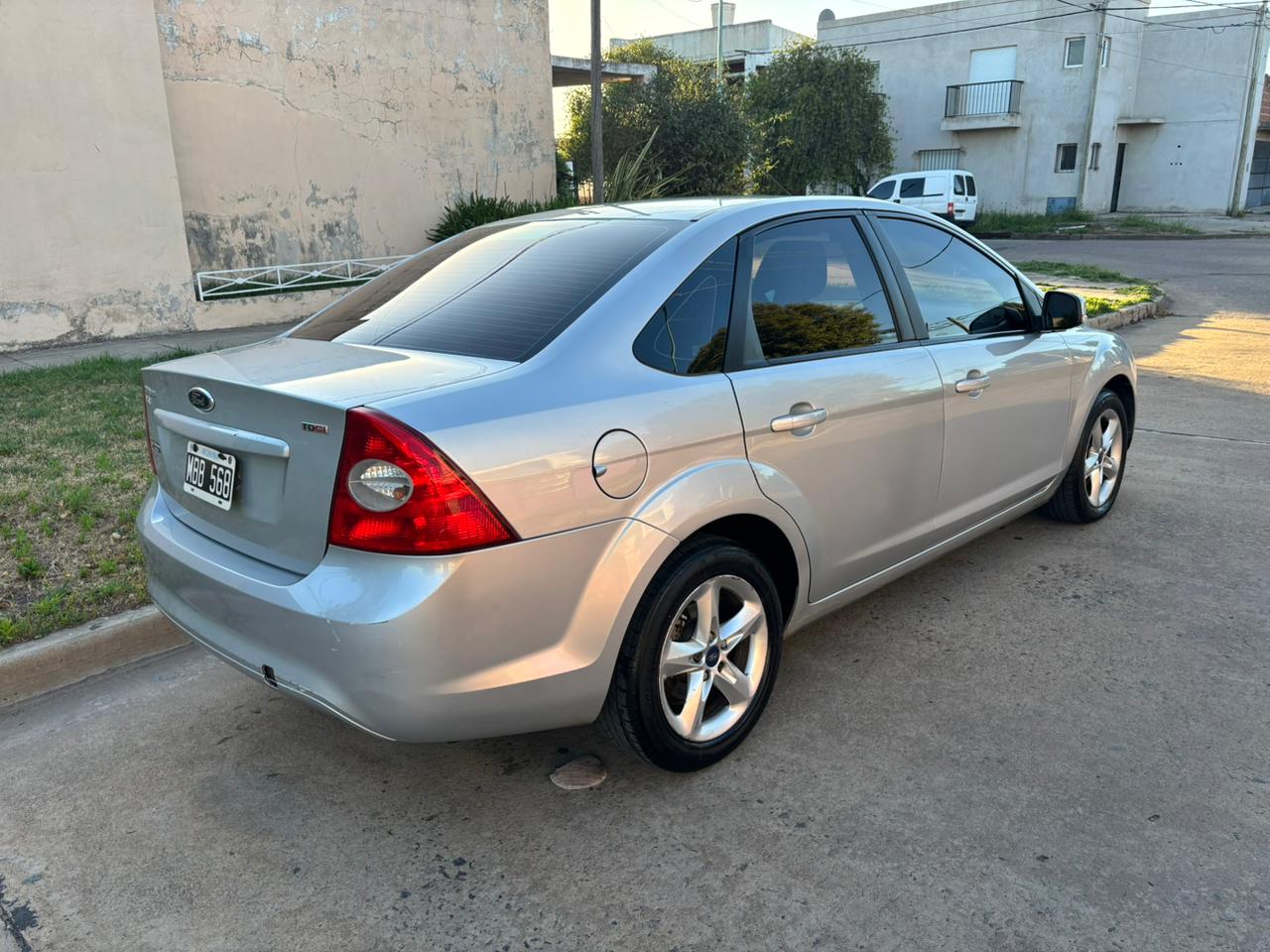 Mira esta publicación de Ford Focus 2013 en Motordil