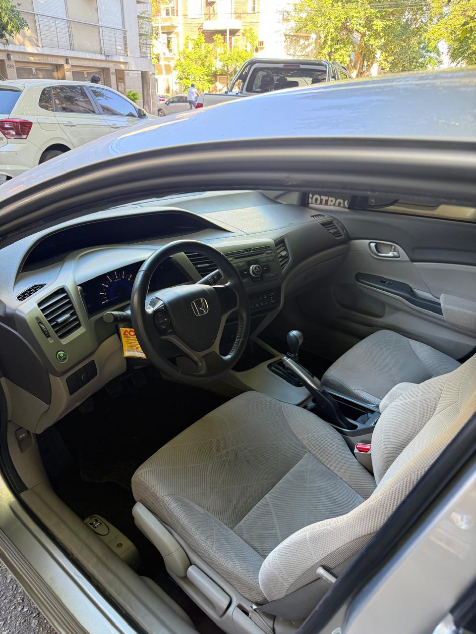 Mira esta publicación de Honda Civic 2012 en Motordil