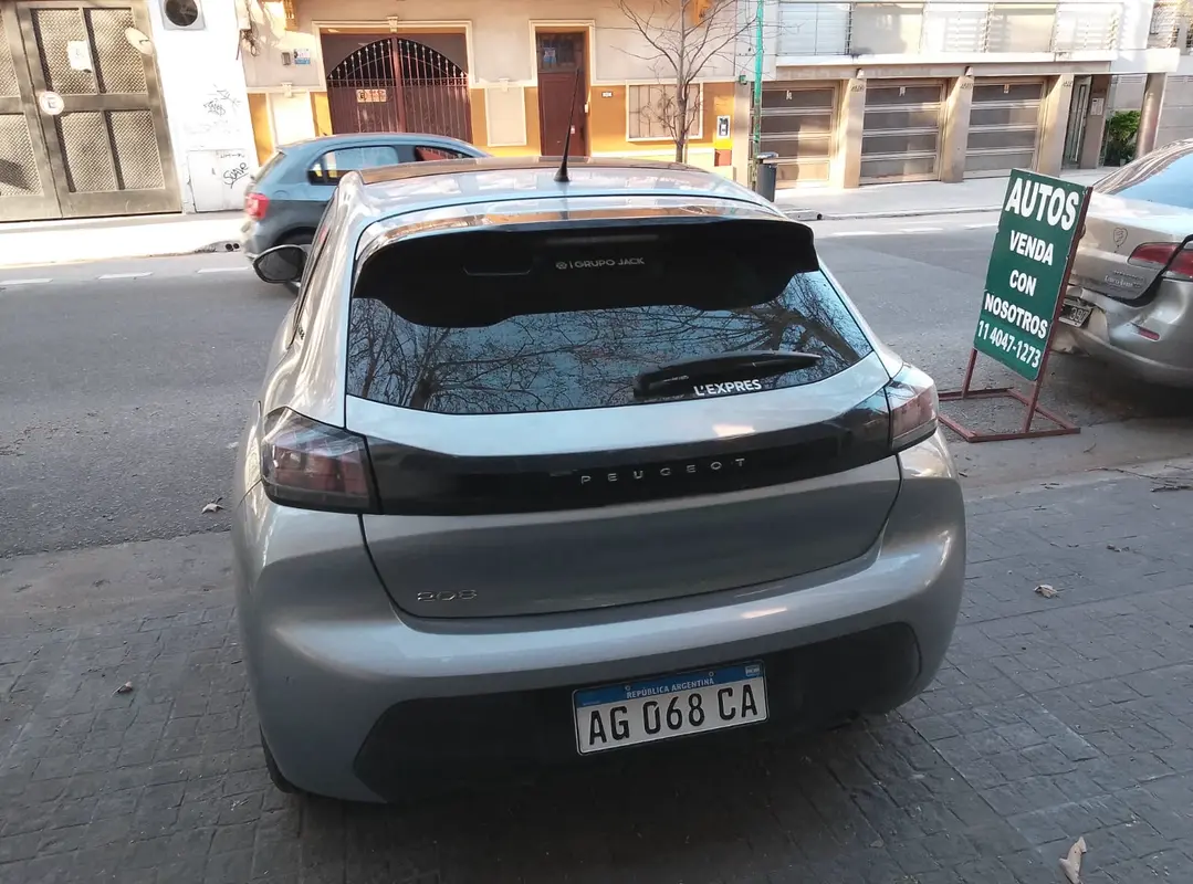 Mira esta publicación de Peugeot 208 2023 en Motordil