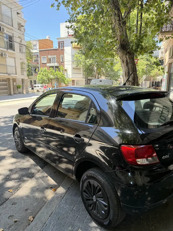 Mira esta publicación de Volkswagen Gol Trend 2011 en Motordil