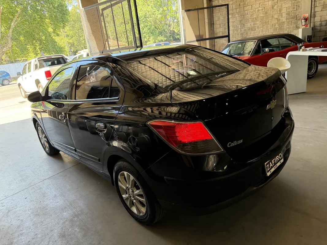 Mira esta publicación de Chevrolet Prisma 2013 en Motordil